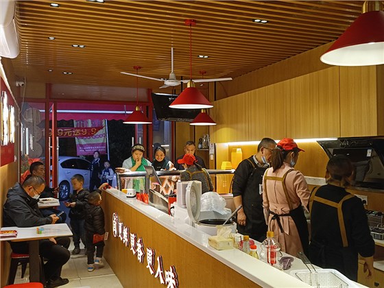 店内3